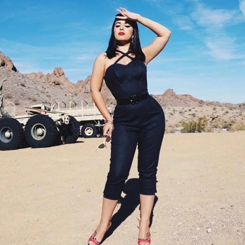 Sexy Sateen Strapless Capri Romper Jumpsuit - Picture 1 of 1